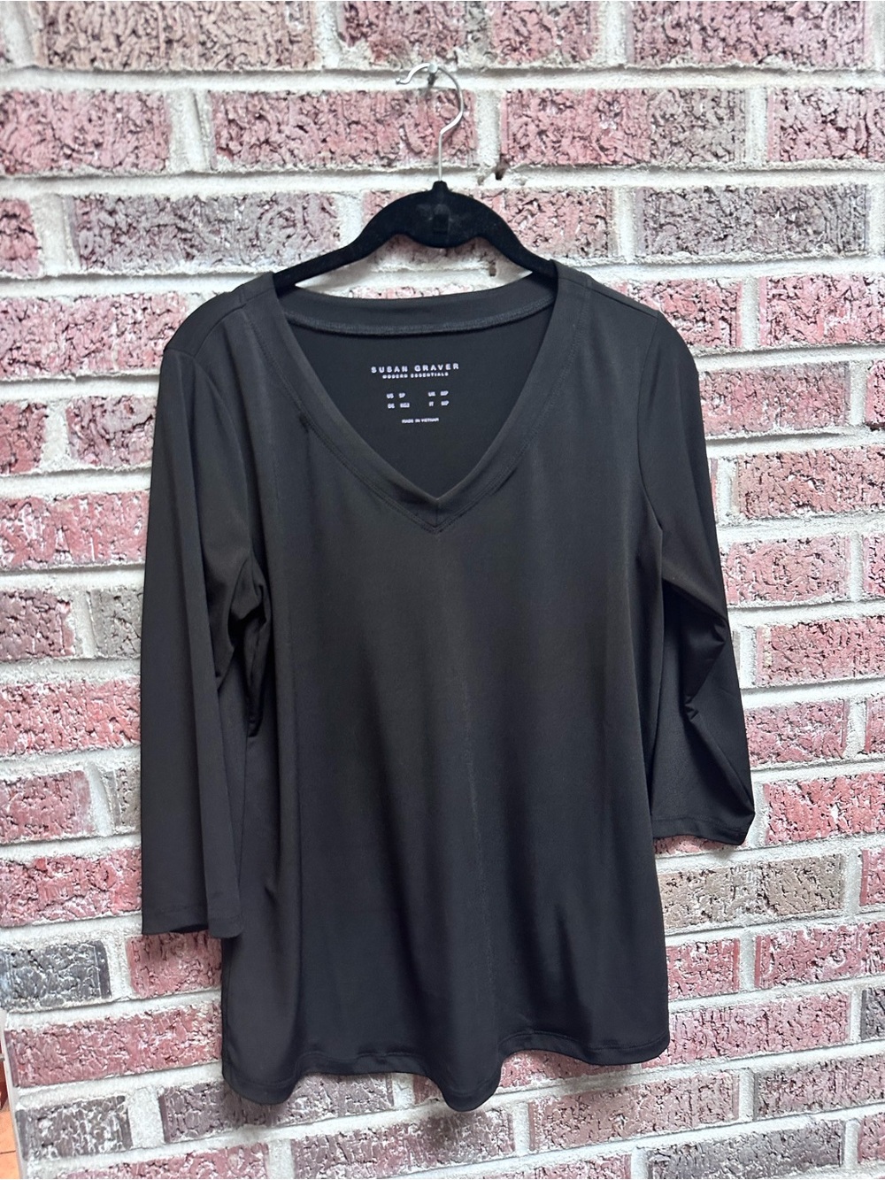 Susan Graver 2 piece bundle -Black V-Neck and Navy V neck Long Sleeve Tunic tops